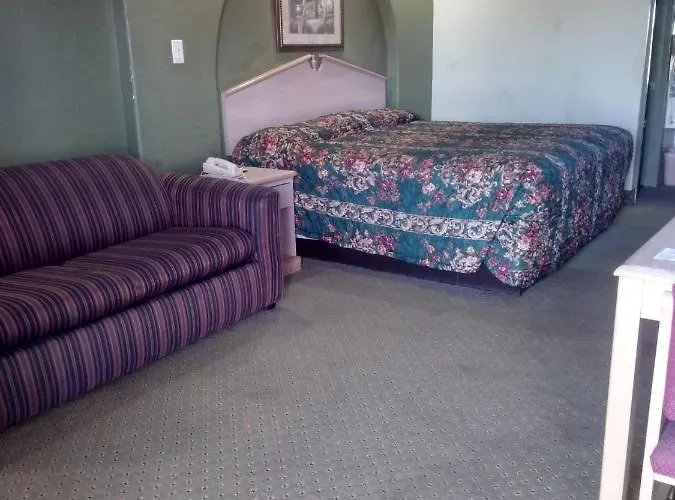Budget Inn San Antonio Downtown I-10 East